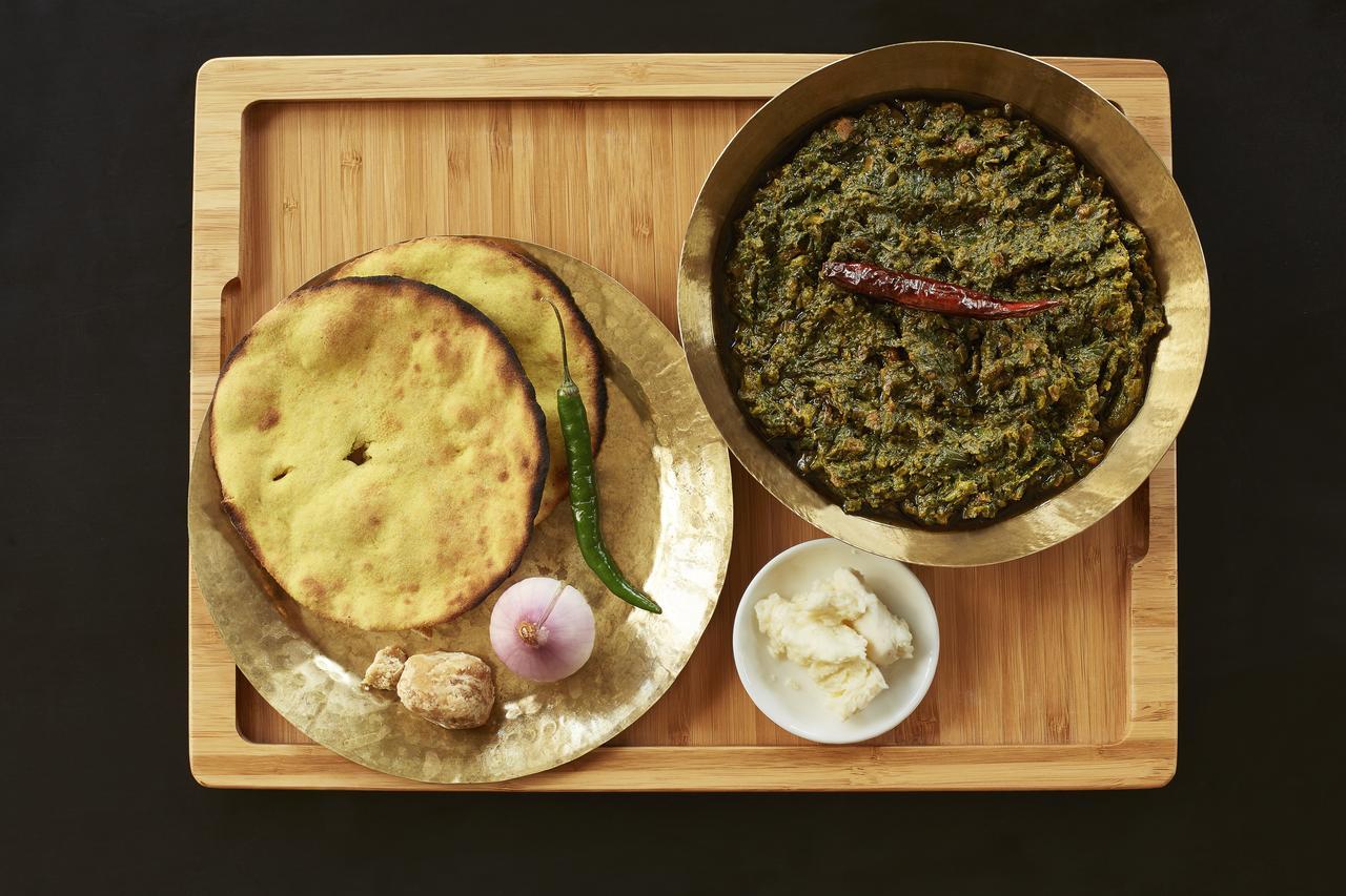 Taj Swarna, Amritsar Hotel Buitenkant foto A traditional meal of Makha